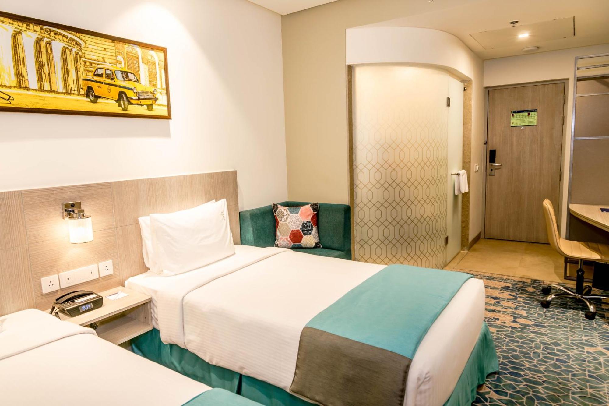 Standard Queen Room